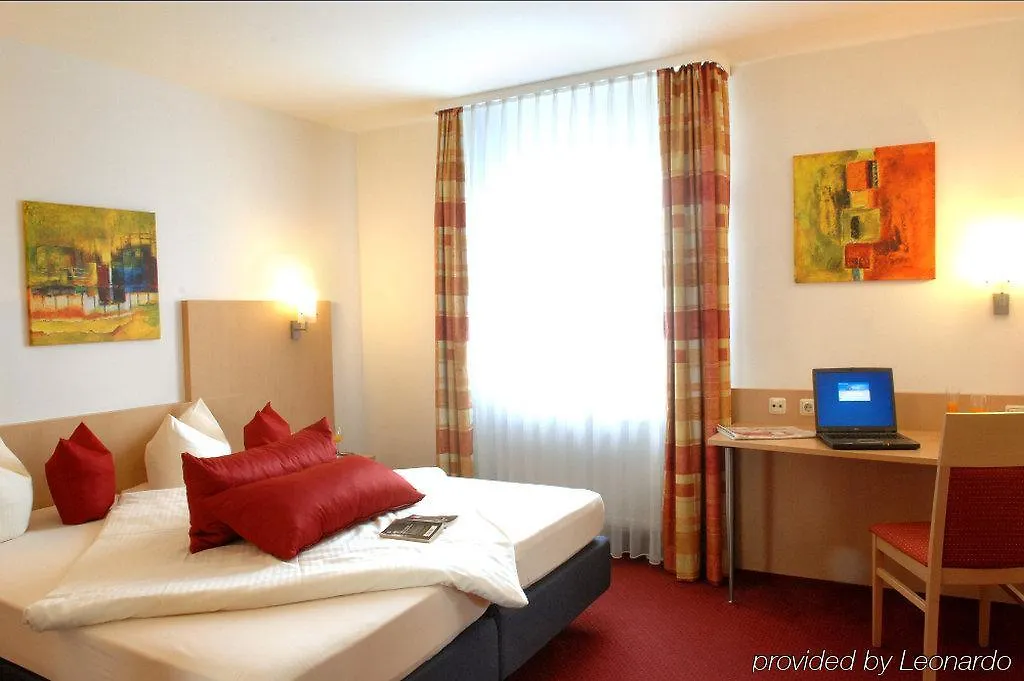 Hotel Bettina Garni Günzburg 3*,